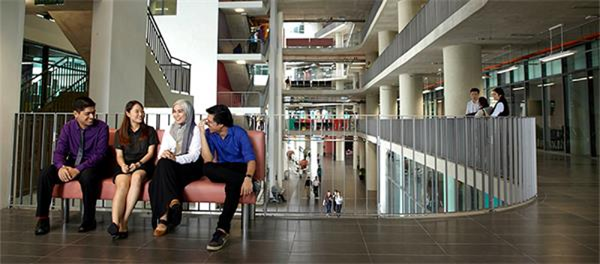 马来西亚亚太科技大学雅思多少分可以申请？语言要求全解析