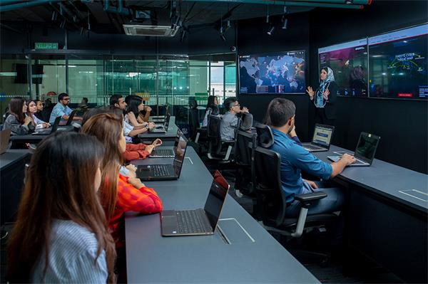 马来西亚亚太科技大学：打造高水平的教育中心